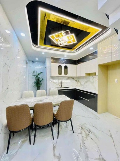 Bán nhà mặt đường trước nhà rộng hơn 10m, hẻm 8m ô tô tránh nhau, Lê Văn Quới, 8,8 tỷ